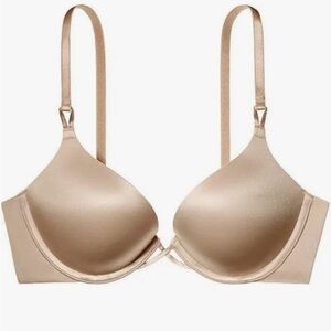 Victorias Secret Bombshell Add-2-cups Push-Up Bra